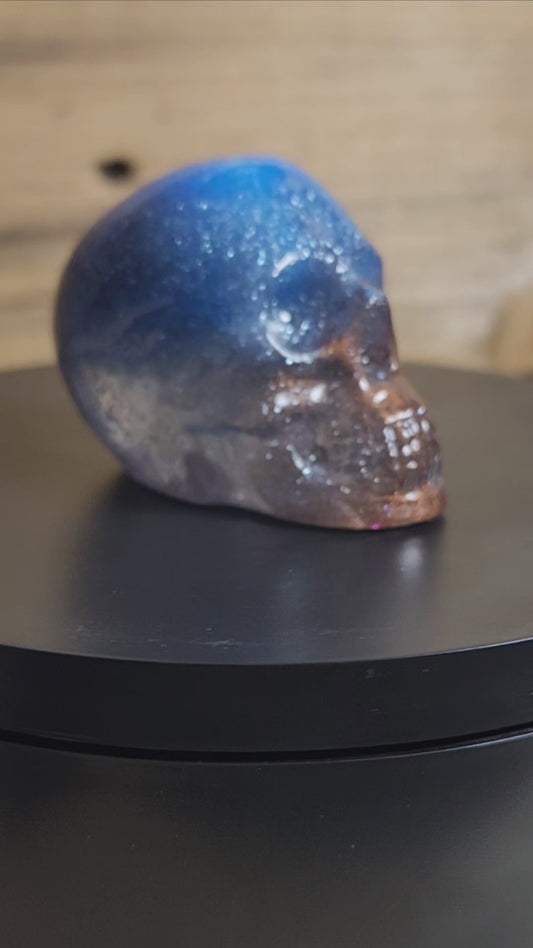 Small resin skull glow